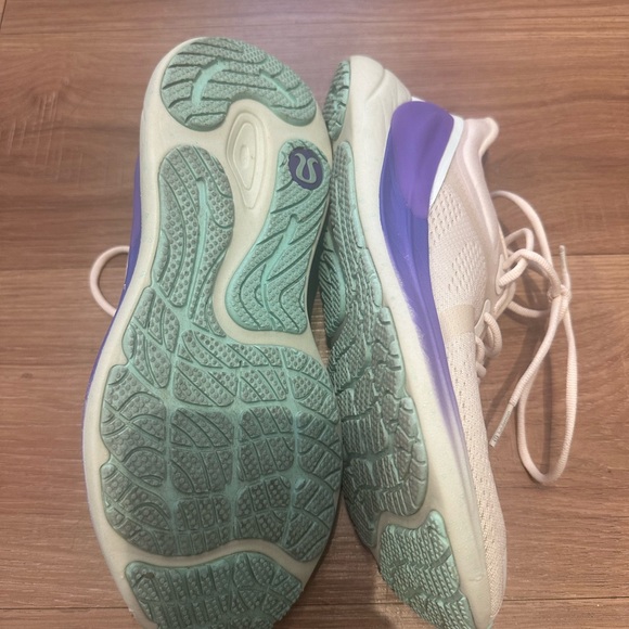 LULULEMON Blissfeel Women's Running Shoe SIZE 8 - Picture 7 of 8